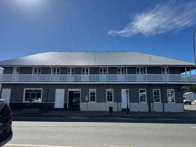 /international/au/laidley-hotel-112-patrick-street-laidley-qld-505086060/