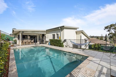 /international/au/30-henry-dangar-drive-muswellbrook-nsw-151533812/