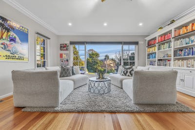/international/au/3-randall-court-mount-waverley-vic-152098416/