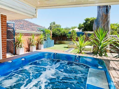 /international/au/35a-hopkinson-way-wilson-wa-151376840/