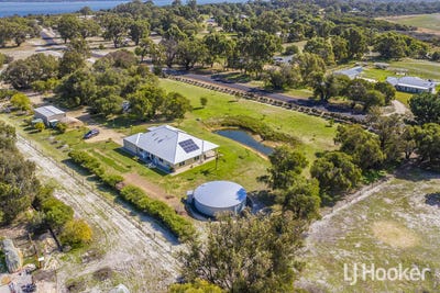 /international/au/7-pioneer-place-birchmont-wa-150994788/