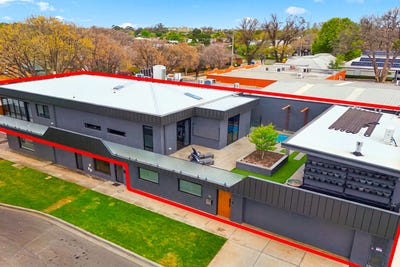 /international/au/11a-grant-street-bacchus-marsh-vic-152684548/