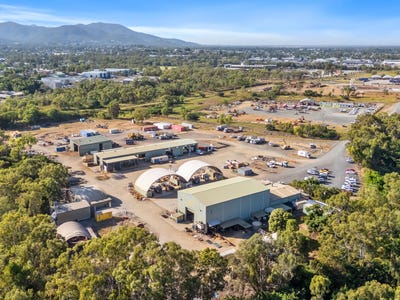 /international/au/3-5-corio-street-kawana-qld-505136064/
