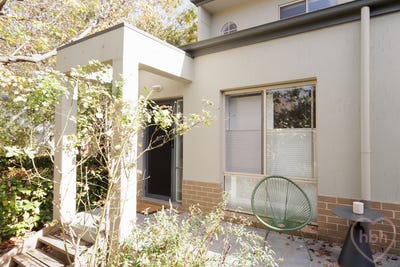 /international/au/14-78-torrens-street-braddon-act-151133756/