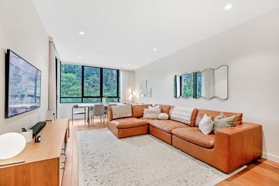 /international/au/b201-1-avon-road-pymble-nsw-148717068/?lang=en