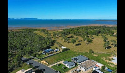 /international/au/21-marine-parade-midge-point-qld-148737260/?lang=fr