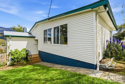 /international/au/1-lang-place-glenorchy-tas-152663056/
