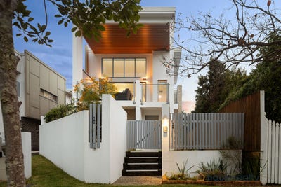/international/au/14a-newcross-street-indooroopilly-qld-151350320/