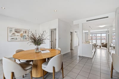 /international/au/1-percival-street-glenelg-sa-151650320/