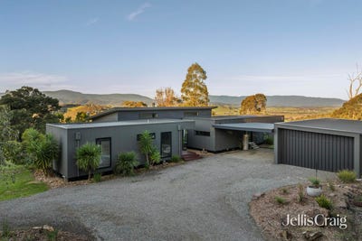 /international/au/2-uplands-road-yarra-glen-vic-151322188/