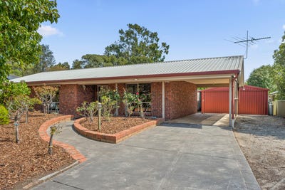 /international/au/2-andrew-henning-place-willunga-sa-150581652/