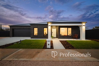 /international/au/8-dichiera-court-mildura-vic-151542896/