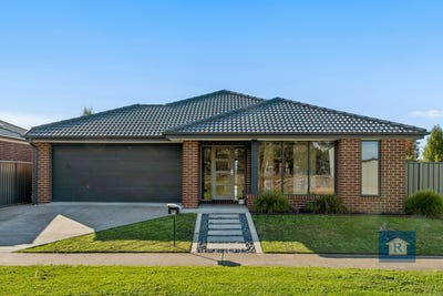/international/au/251-pound-road-colac-vic-151312340/