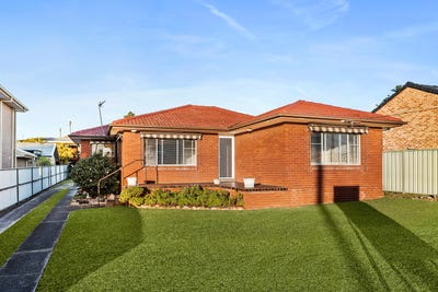 /international/au/85-osborne-parade-warilla-nsw-151593856/