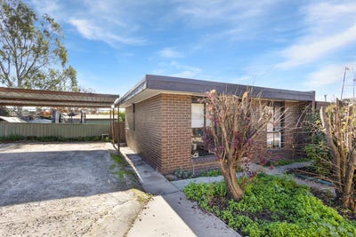 /international/au/3-17-arms-street-long-gully-vic-151364884/