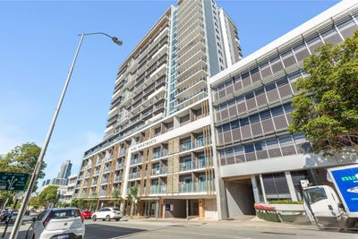 /international/au/702-659-murray-street-west-perth-wa-151392464/