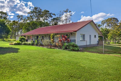 /international/au/82-opal-street-mount-garnet-qld-151156560/