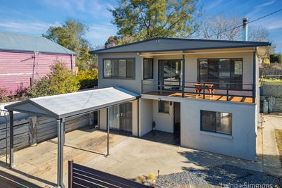 /international/au/46-salisbury-street-uralla-nsw-148555744/