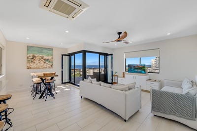 /international/au/6-14-dingle-avenue-caloundra-qld-151379000/