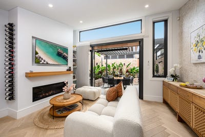 /international/au/86-moore-street-leichhardt-nsw-151497580/