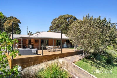 /international/au/124-o-learys-lane-spring-hill-vic-151175508/