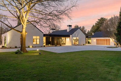 /international/au/10-werrington-street-burradoo-nsw-152428300/
