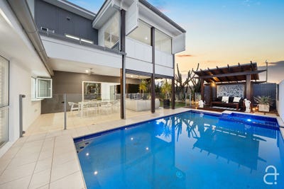 /international/au/24-coonang-crescent-warana-qld-148702580/?lang=zh-cn