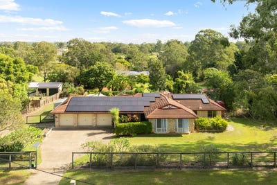 /international/au/19-23-islandview-street-barellan-point-qld-151140036/
