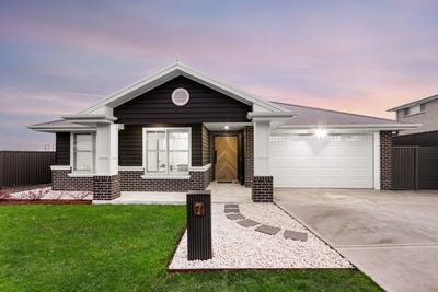 /international/au/7-yaayin-way-speers-point-nsw-151528460/