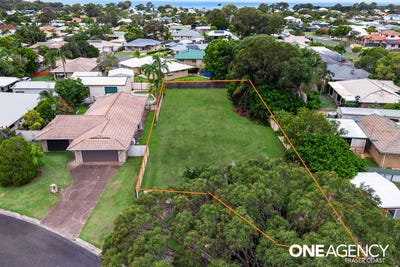 /international/au/3-deloraine-avenue-urangan-qld-204485464/