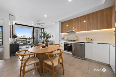 /international/au/704-25-27-hope-street-south-brisbane-qld-151356704/