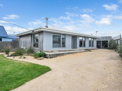/international/au/18-singleton-street-port-fairy-vic-150994344/