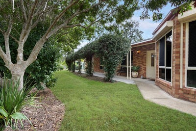 /international/au/5-buckingham-court-mount-hallen-qld-151240680/?lang=th