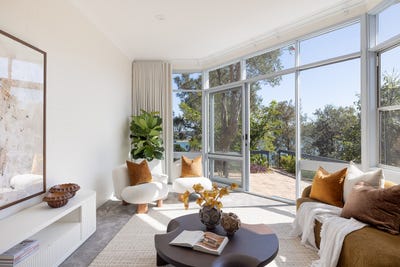 /international/au/18-simmons-street-balmain-east-nsw-152427284/