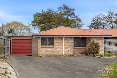 /international/au/1-2-6-newnham-close-newnham-tas-152631920/