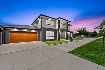 /international/au/11-booroolong-street-throsby-act-151395552/