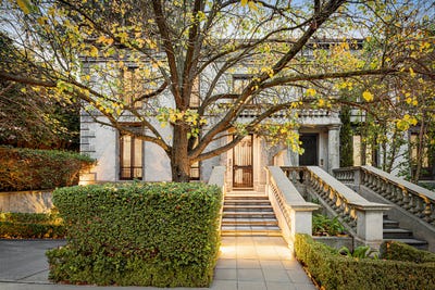 /international/au/195-kooyong-road-toorak-vic-151370712/