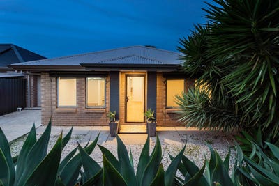 /international/au/56-main-south-road-morphett-vale-sa-151171628/