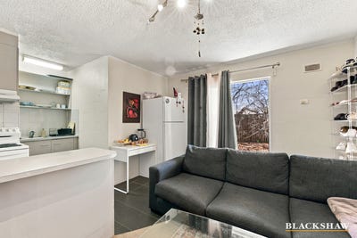 /international/au/4-10-waniassa-street-queanbeyan-nsw-152395460/