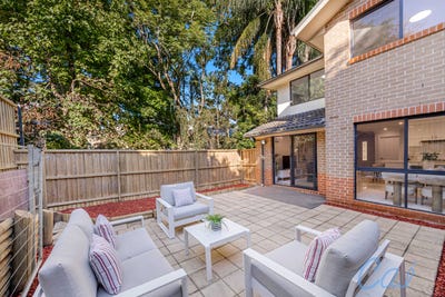 /international/au/10-7-11-webb-avenue-hornsby-nsw-151206080/