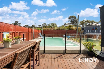 /international/au/108-gardner-circuit-singleton-nsw-152555644/