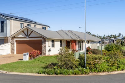 /international/au/119-entabeni-drive-kearneys-spring-qld-151626468/