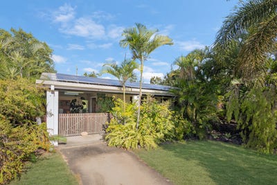/international/au/35-marlynda-avenue-cranbrook-qld-151566996/