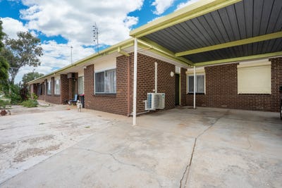 /international/au/1-461-douglas-road-lavington-nsw-151169132/