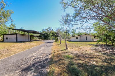 /international/au/10-kensington-road-girraween-nt-700411448/