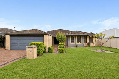 /international/au/26-lockeport-approach-madeley-wa-152598416/