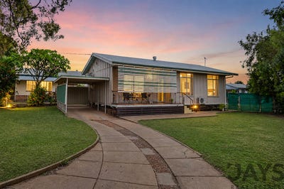 /international/au/10-opal-street-mount-isa-qld-151135264/