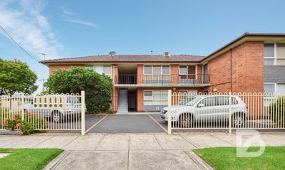 /international/au/2-81-wilson-street-cheltenham-vic-150549336/