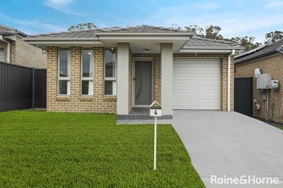 /international/au/4-wakeling-drive-edmondson-park-nsw-148417648/