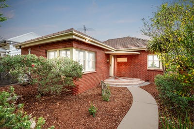 /international/au/32-humble-street-east-geelong-vic-151263408/